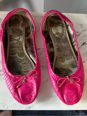 Sam Edelman Fuchsia Textured Ballet Flats with Bow